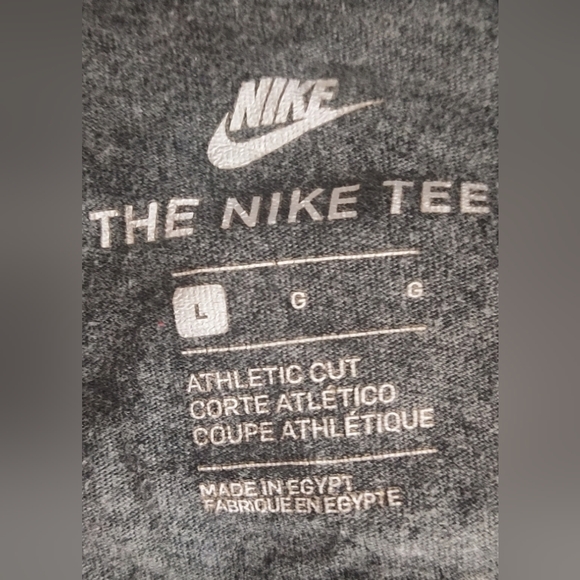 Men's large Nike tee - Picture 3 of 3